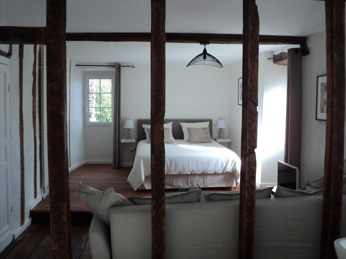 Chalbonia Bed & Breakfast Louhossoa Exterior photo